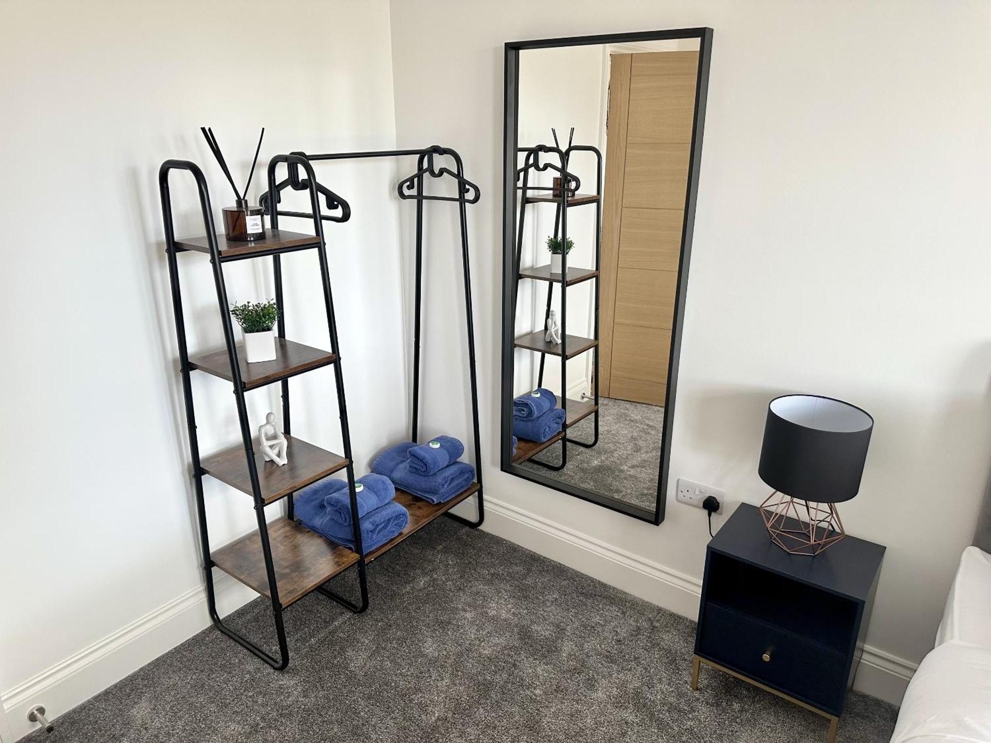 The Crown View - Luxury Apartment - Free Parking Nearby Harrogate Exterior photo